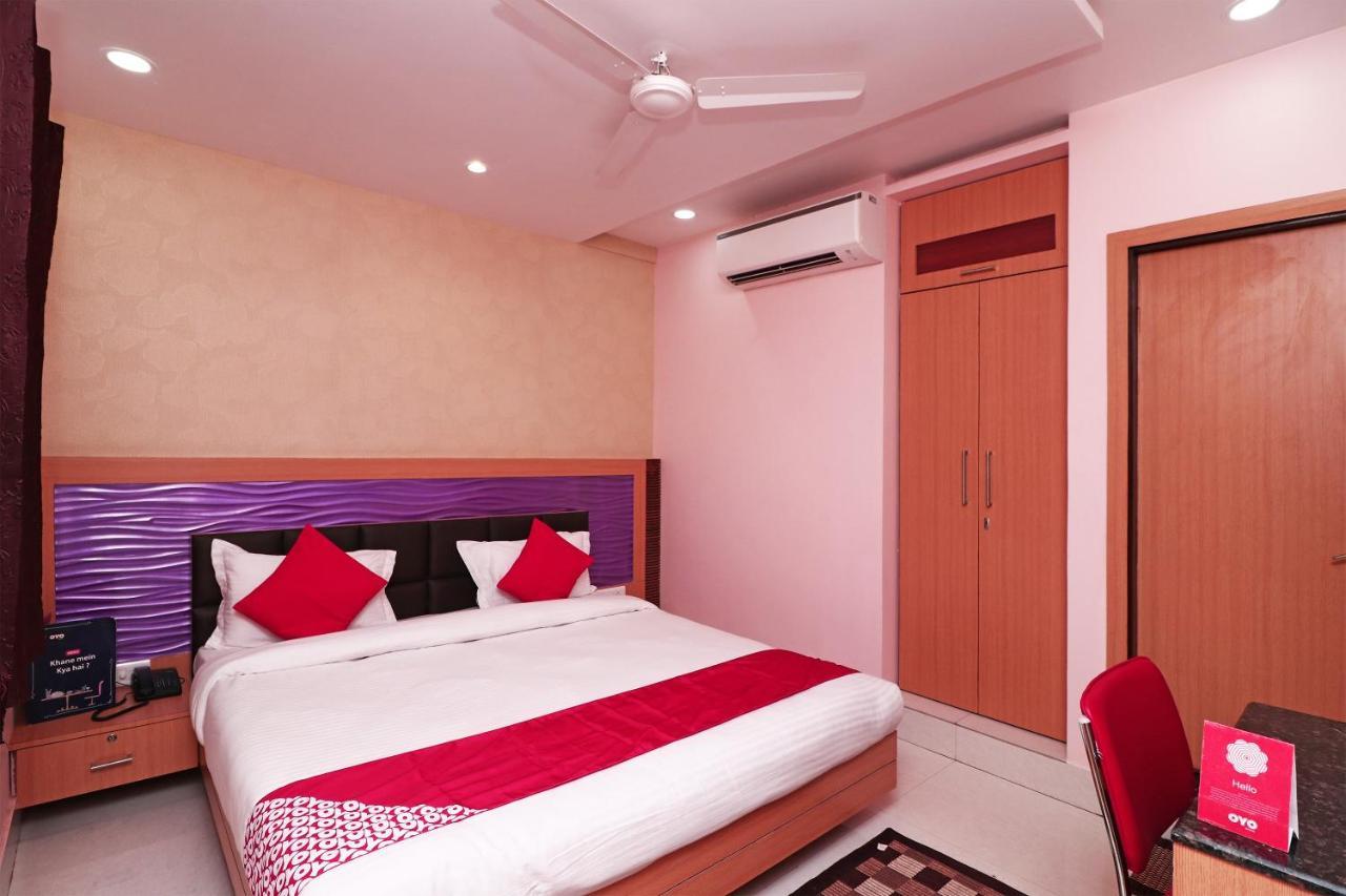 Capital O Hotel Sapphire Inn Gorakhpur Exteriör bild